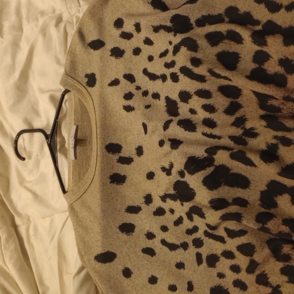 Gaze woman's blouson leopard print long sleeve top, size medium, leopard print - Picture 2 of 7